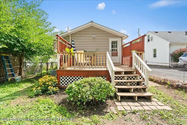 1349 N Jenison Avenue, Lansing, MI 48915