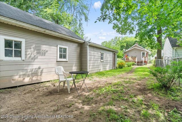 1349 N Jenison Avenue, Lansing, MI 48915