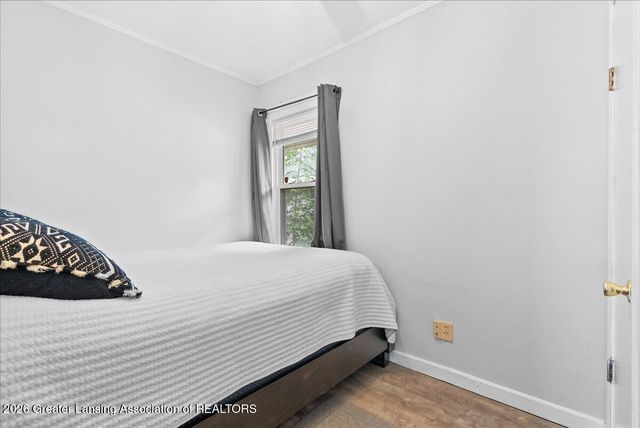 1349 N Jenison Avenue, Lansing, MI 48915