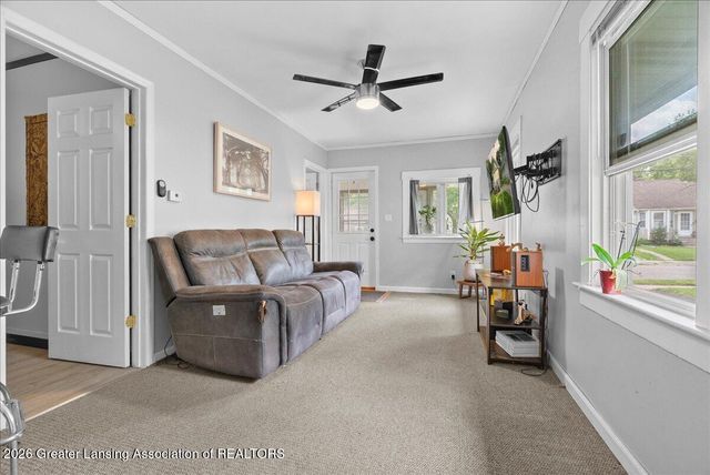 1349 N Jenison Avenue, Lansing, MI 48915