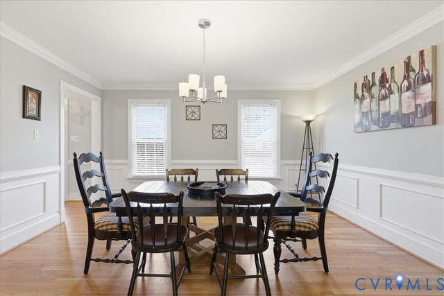 236 Comstock Dr, Colonial Heights, VA 23834