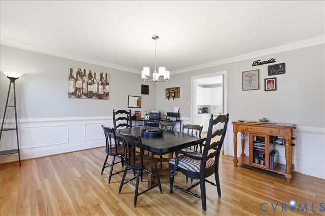 236 Comstock Dr, Colonial Heights, VA 23834