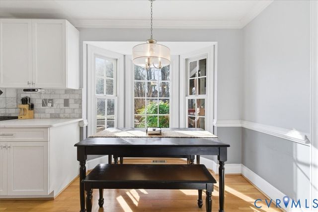 236 Comstock Dr, Colonial Heights, VA 23834