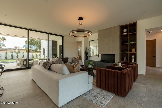 7017 E ORANGE BLOSSOM Lane, Paradise Valley, AZ 85253