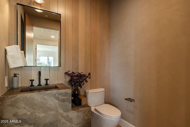 7017 E ORANGE BLOSSOM Lane, Paradise Valley, AZ 85253