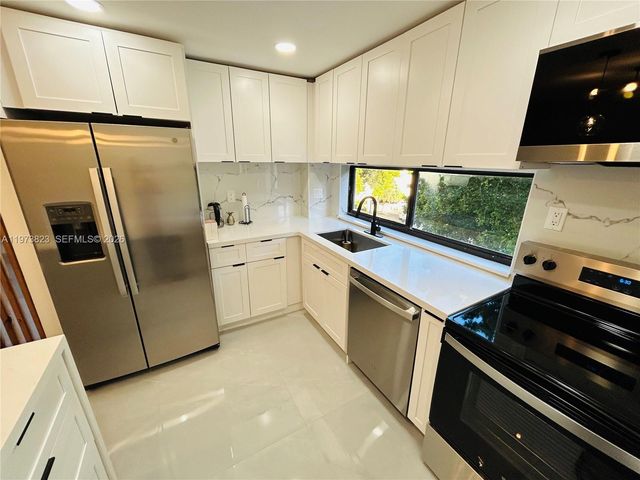 17021 N Bay Rd 427, Sunny Isles Beach, FL 33160