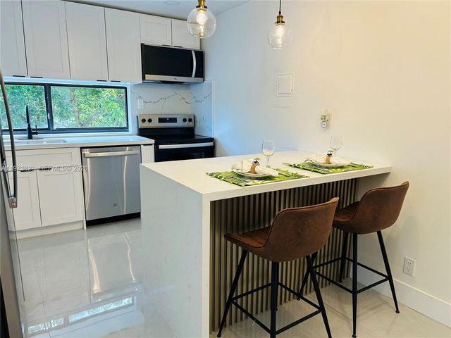 17021 N Bay Rd 427, Sunny Isles Beach, FL 33160