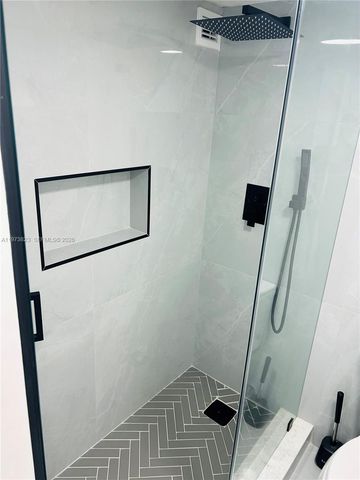 17021 N Bay Rd 427, Sunny Isles Beach, FL 33160