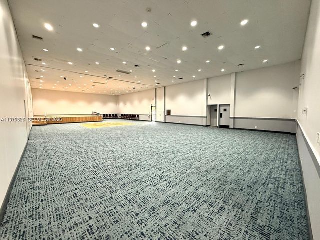 17021 N Bay Rd 427, Sunny Isles Beach, FL 33160