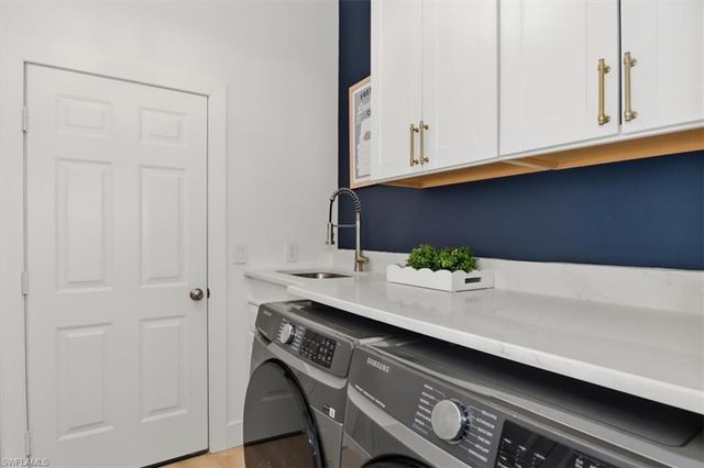 3603 Grand Cypress DR, Naples, FL 34119