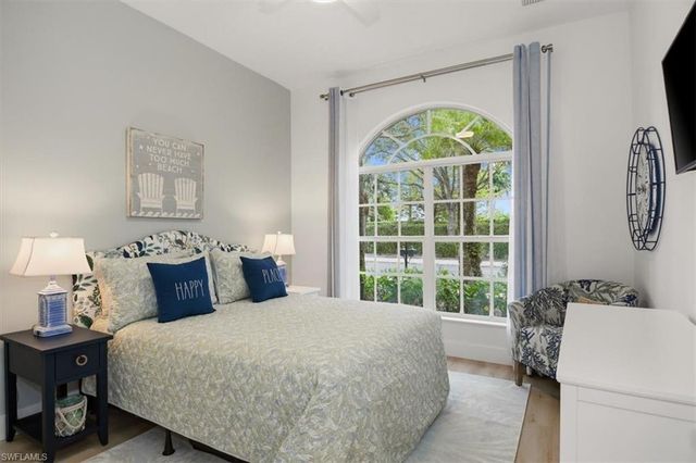 3603 Grand Cypress DR, Naples, FL 34119