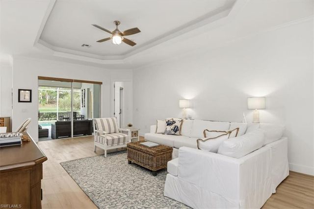 3603 Grand Cypress DR, Naples, FL 34119