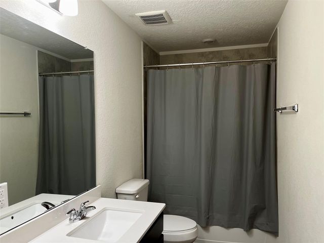 4118 Mossy Banks Lane, Houston, TX 77068