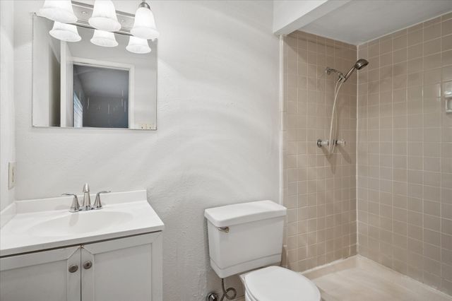 1109 Loving Trail, Grand Prairie, TX 75052