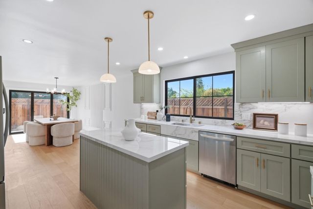 400 Patrick Way, Los Altos, CA 94022