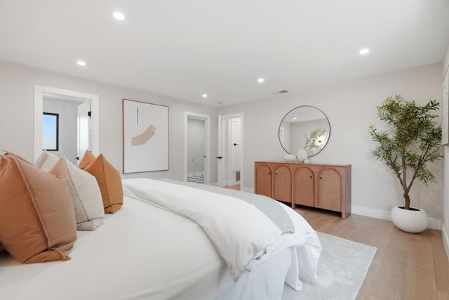 400 Patrick Way, Los Altos, CA 94022