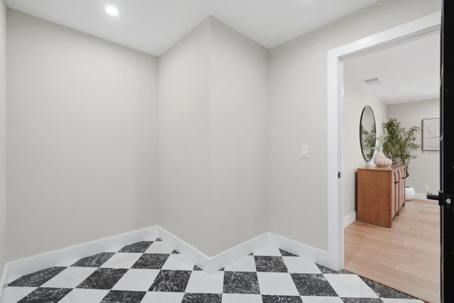 400 Patrick Way, Los Altos, CA 94022