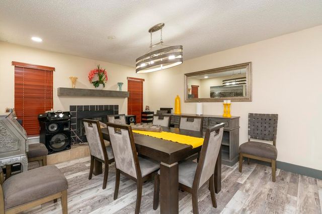 15211 60th Place N, The Acreage, FL 33470