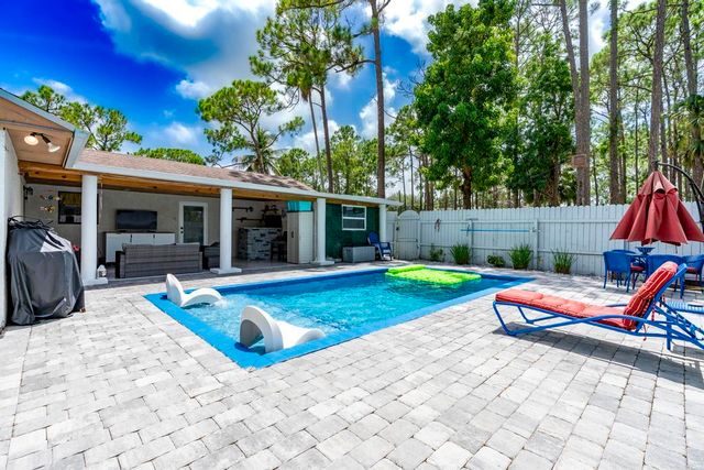 15211 60th Place N, The Acreage, FL 33470