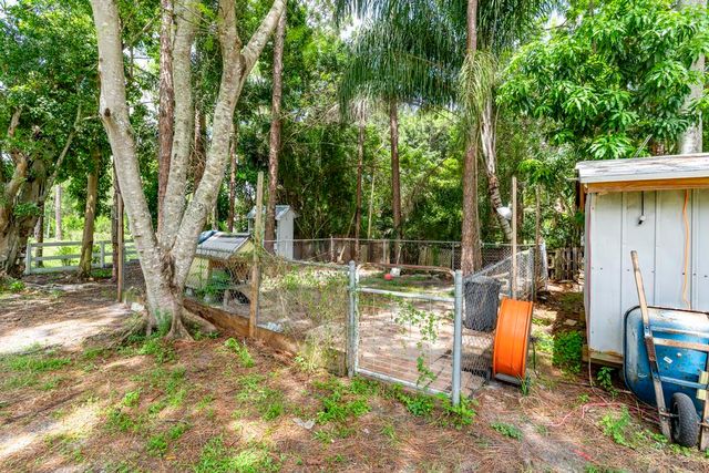 15211 60th Place N, The Acreage, FL 33470