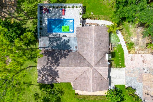 15211 60th Place N, The Acreage, FL 33470