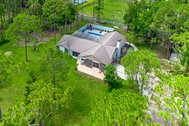 15211 60th Place N, The Acreage, FL 33470