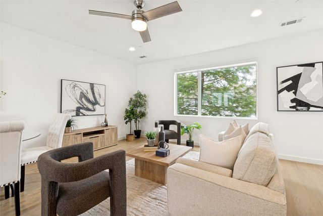 1430 Grigsby Avenue 104, Dallas, TX 75204