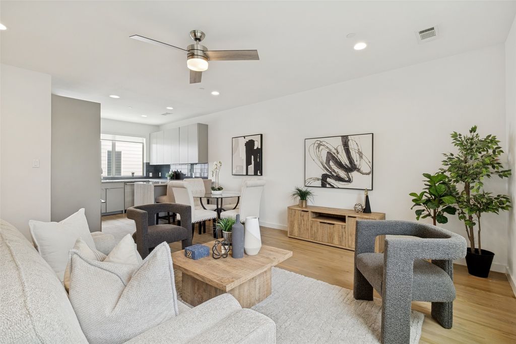 1430 Grigsby Avenue 104, Dallas, TX 75204