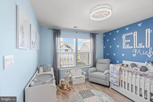 35 SISTERS FARMSTEAD DR, Mount Laurel, NJ 08054