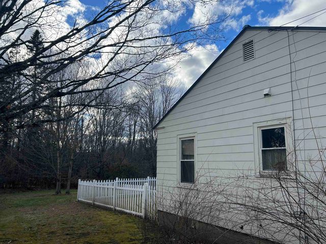 478 Chandler Road, Hartford, VT 05001