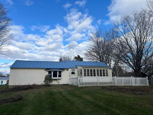 478 Chandler Road, Hartford, VT 05001
