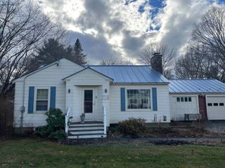478 Chandler Road, Hartford, VT 05001