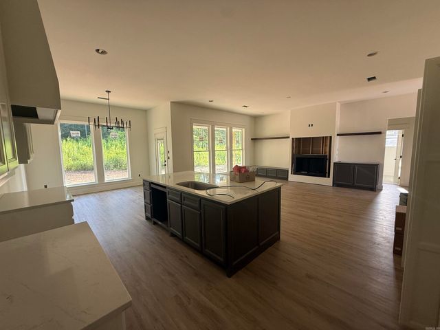 250 Garrison Road, Greenbrier, AR 72058