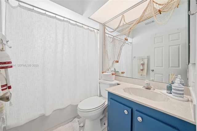 677 SE 22nd Dr, Homestead, FL 33033