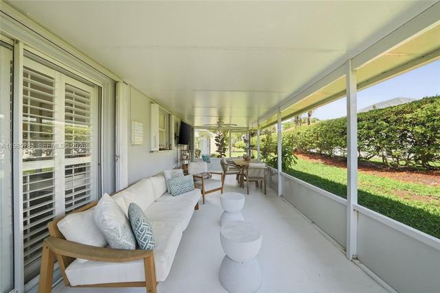 677 SE 22nd Dr, Homestead, FL 33033