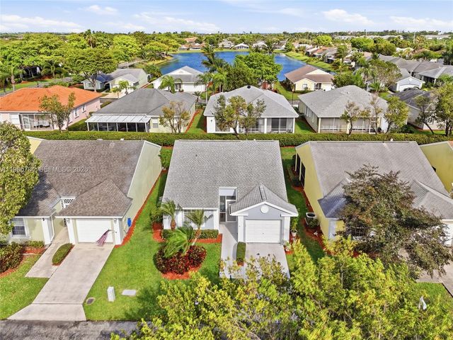 677 SE 22nd Dr, Homestead, FL 33033