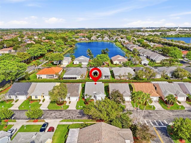 677 SE 22nd Dr, Homestead, FL 33033