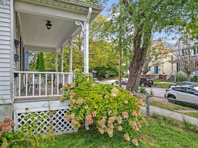 107 Franklin Street, Bristol, RI 02809