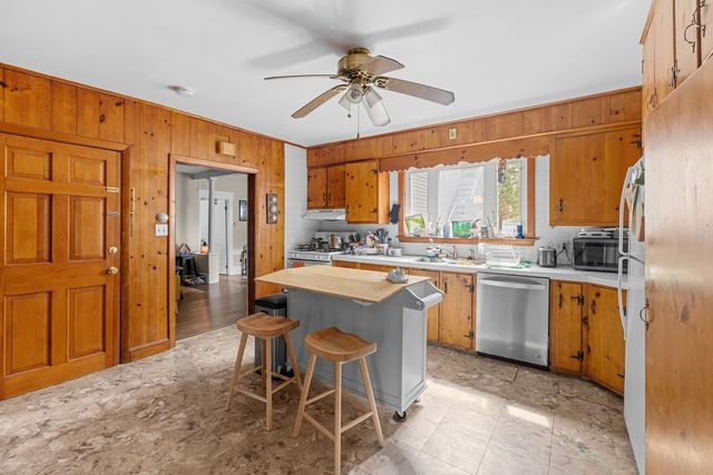 107 Franklin Street, Bristol, RI 02809