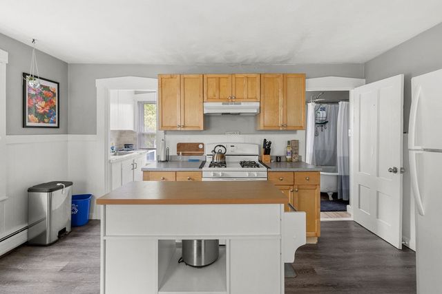 107 Franklin Street, Bristol, RI 02809