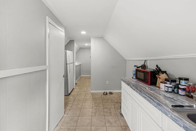 107 Franklin Street, Bristol, RI 02809