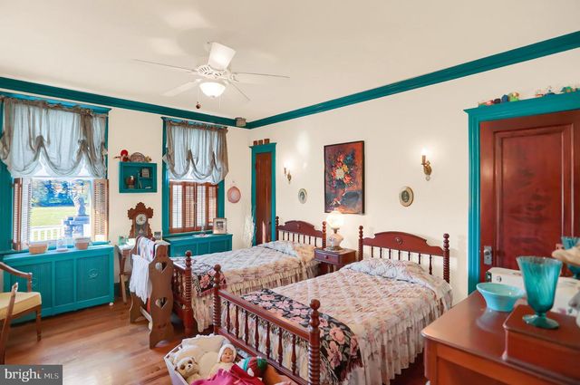 1910 OLD TRAIL RD, Liverpool, PA 17045