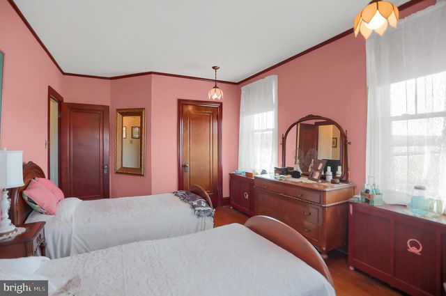 1910 OLD TRAIL RD, Liverpool, PA 17045