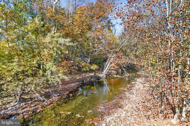 1910 OLD TRAIL RD, Liverpool, PA 17045