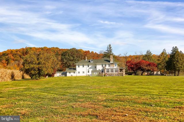 1910 OLD TRAIL RD, Liverpool, PA 17045