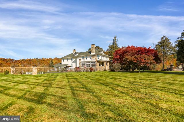 1910 OLD TRAIL RD, Liverpool, PA 17045