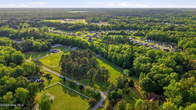 231 Zaner Drive, Jacksonville, NC 28540