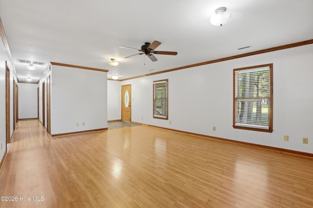 231 Zaner Drive, Jacksonville, NC 28540