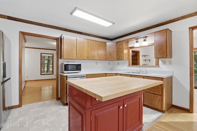 231 Zaner Drive, Jacksonville, NC 28540