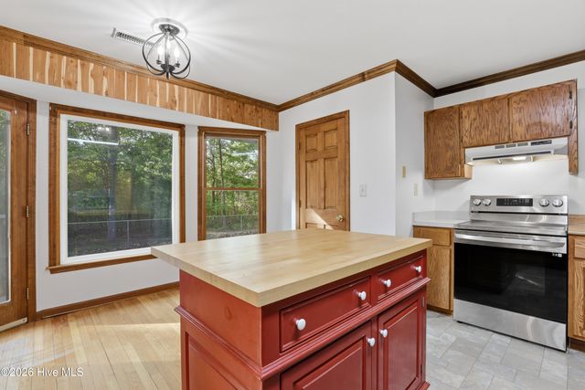 231 Zaner Drive, Jacksonville, NC 28540